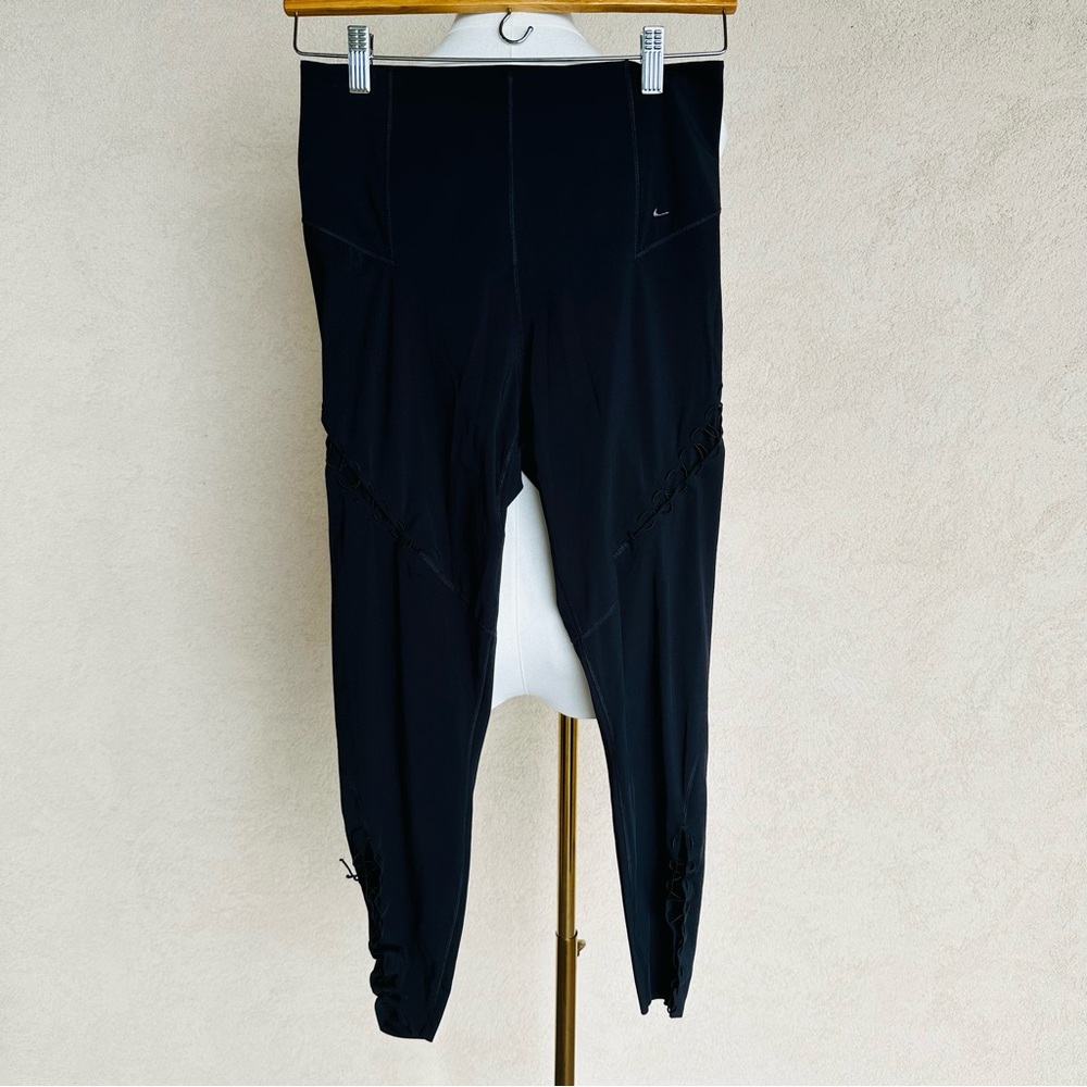 Nike Dri-Fit Lace Up Detail Leggings